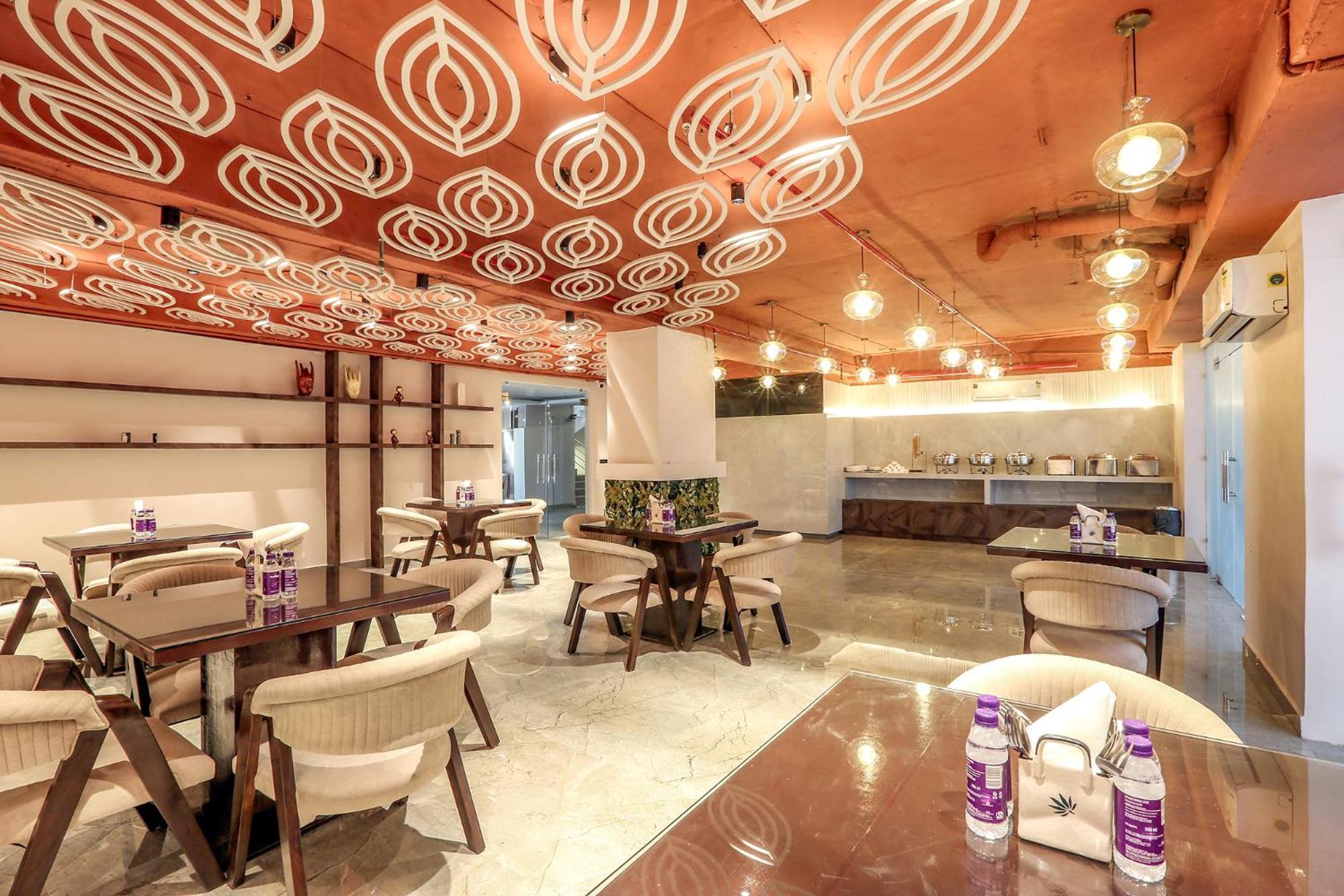 Hotel Green Lotus Luxe Gurgaon Exterior foto