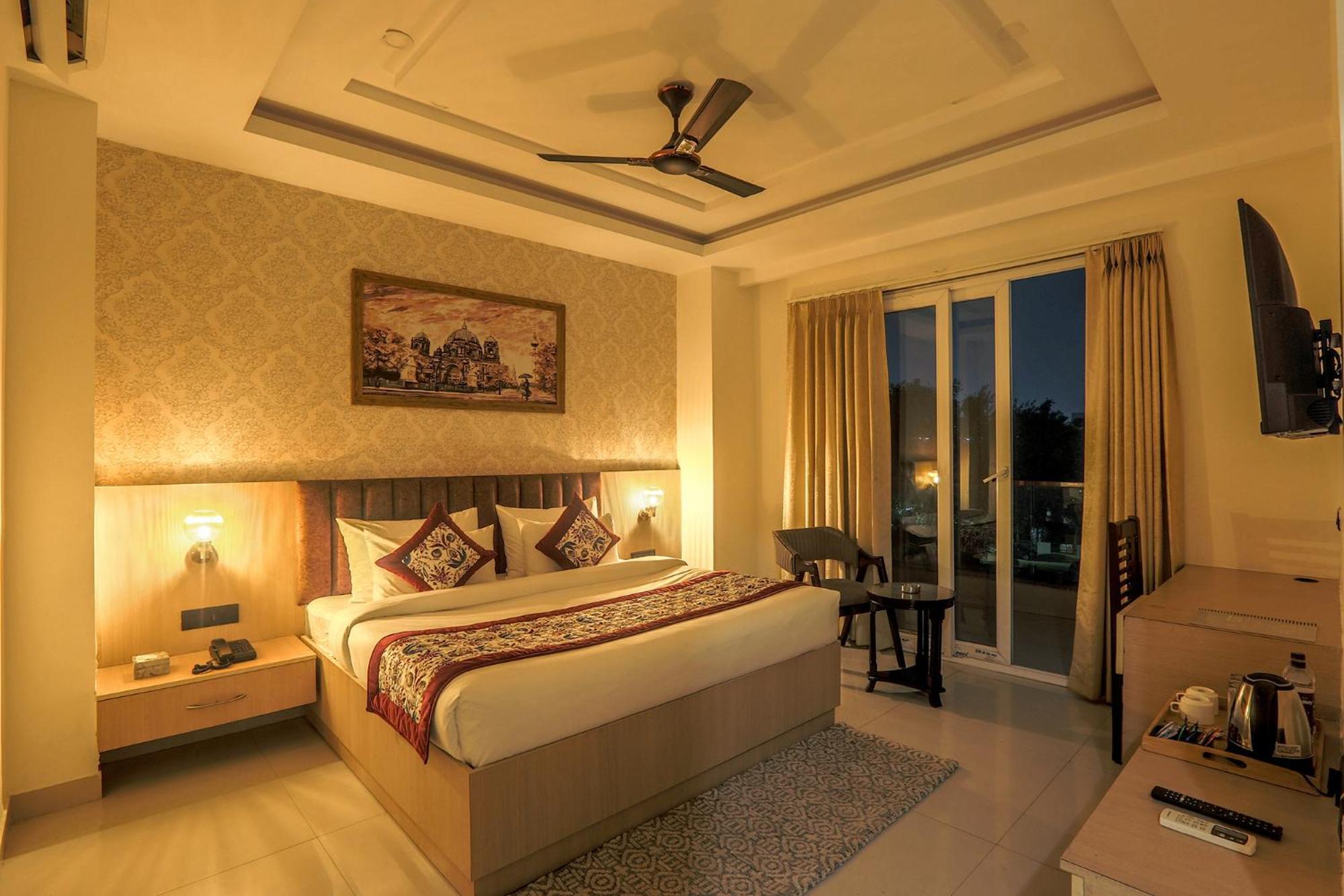 Hotel Green Lotus Luxe Gurgaon Exterior foto